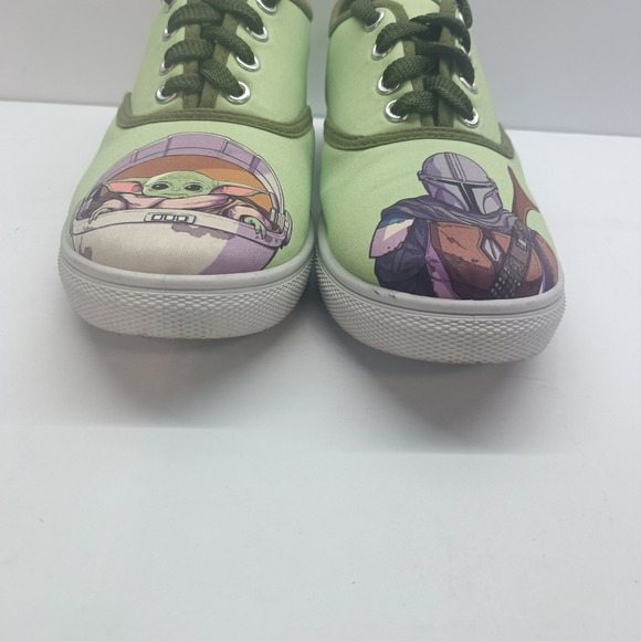 Lucasfilm Star Wars Women's Size 7 The Mandalorian Grogu Baby Yoda Lace Up Shoes - Picture 2 of 8